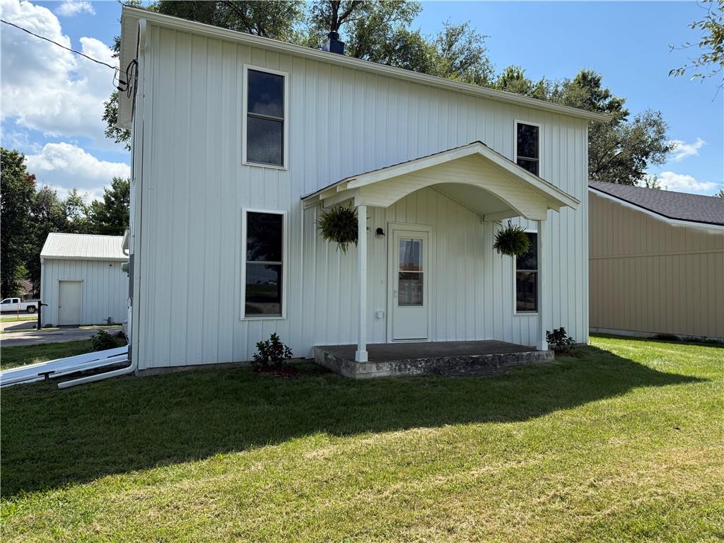 302 Little Brick Road Cameron, MO 64429 - Photo 2 of 22 Gallery Image 2