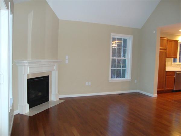 18 Riley Road, Unit 12 Lunenburg, MA 01462 - Photo 3 of 25