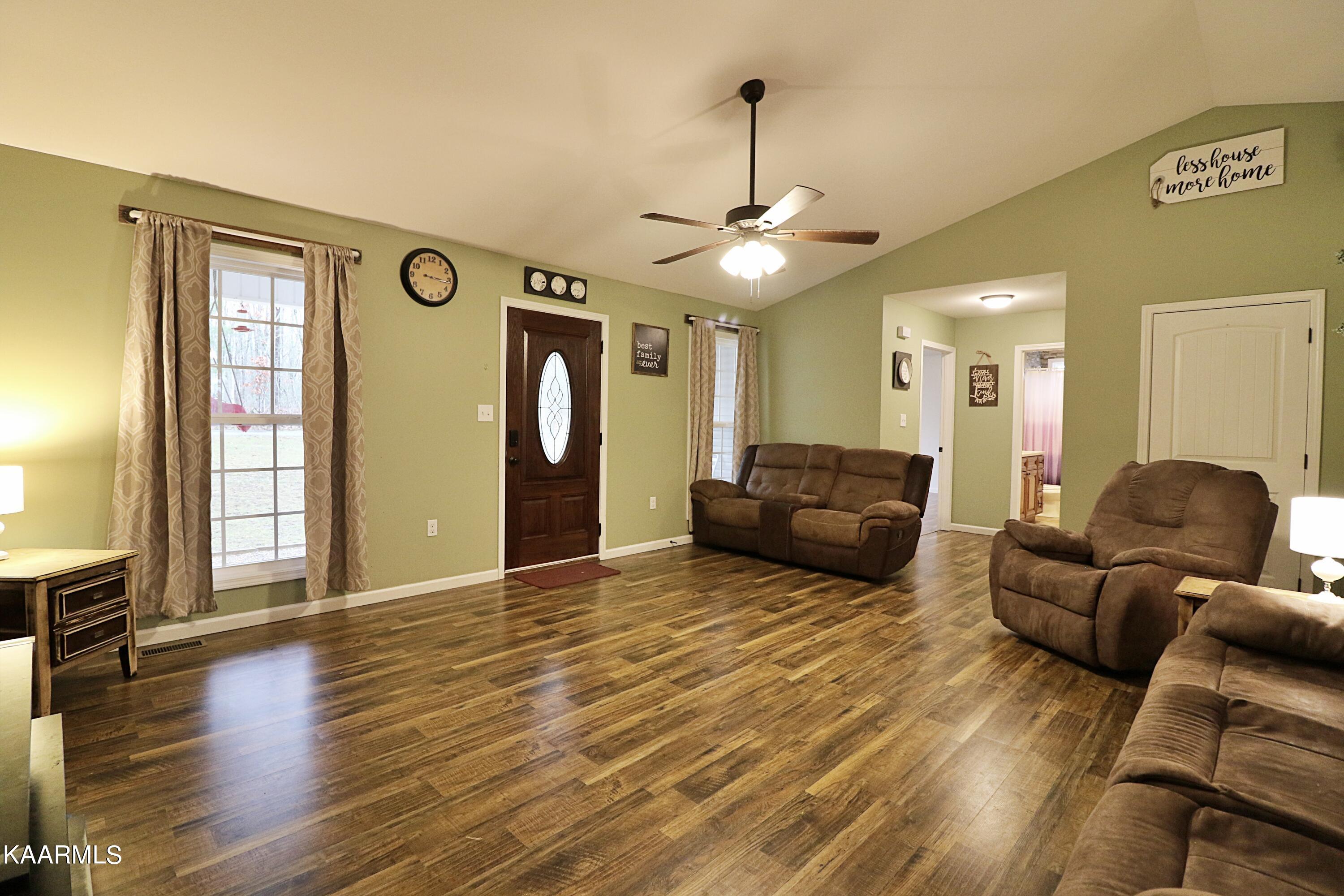 1190 Toomey Road Oneida, TN 37841 - Photo 16 of 31 094A8899