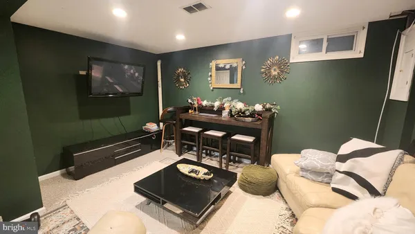 $2,500 | 12509 Coral Grove Place, Germantown, MD 20874
