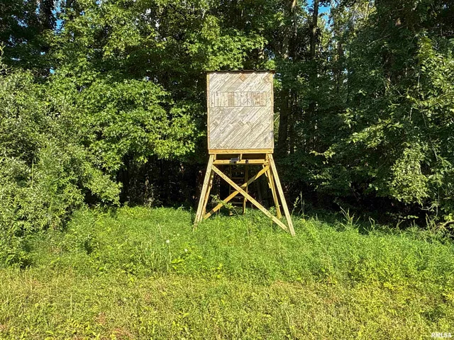 $300,000 | 661-bassett 661-bassett South Road, Unit 653K, Elizabethtown, IL 62931