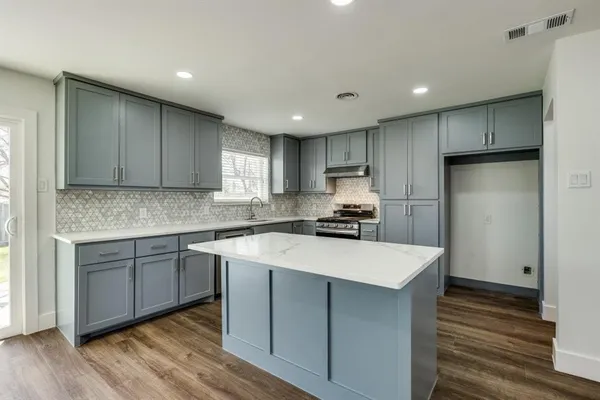 $2,700 | 1223 Donna Drive, Richardson, TX 75080