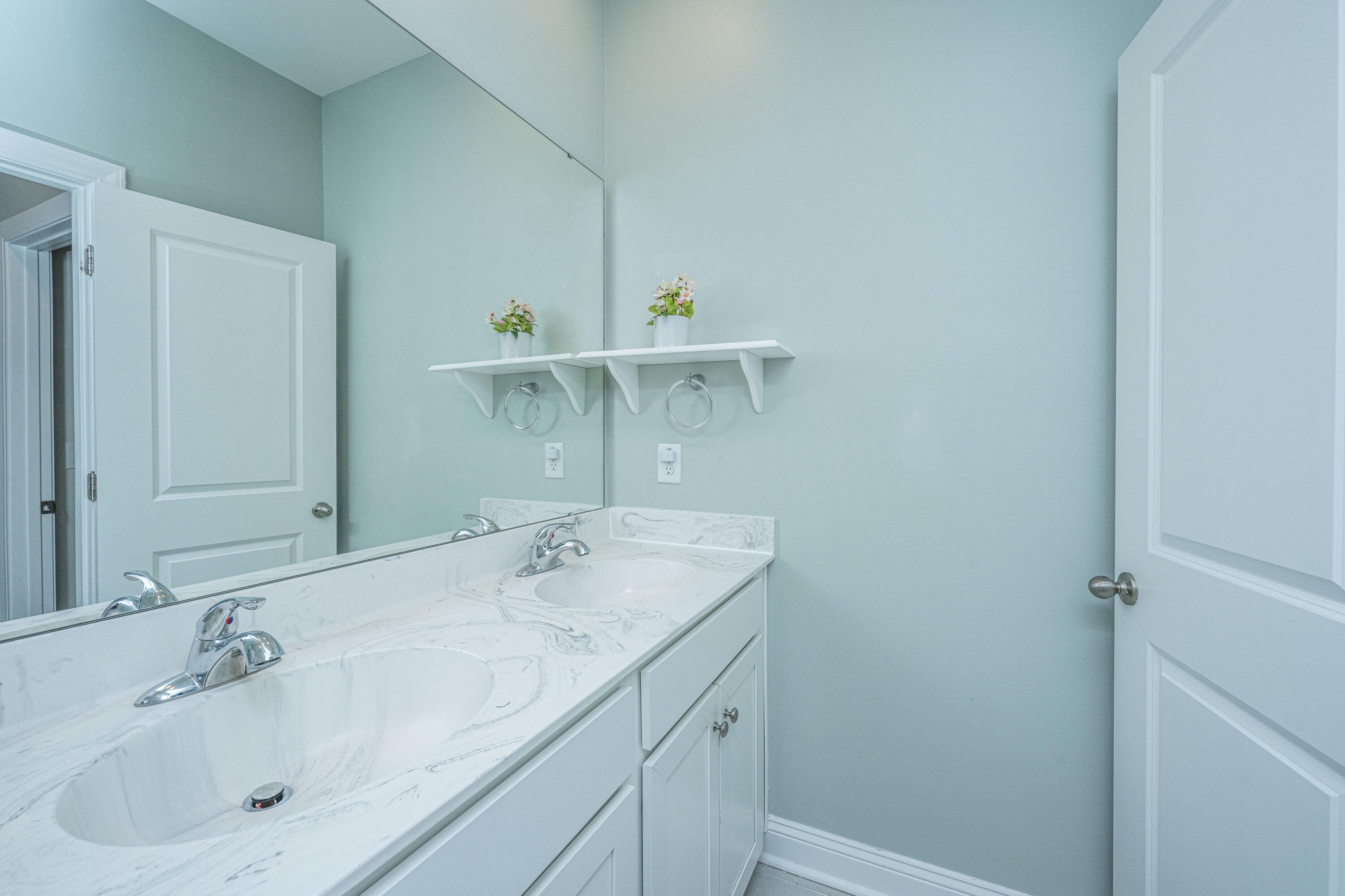 3044 Emma Lane Mount Pleasant, SC 29466 - Photo 31 of 43