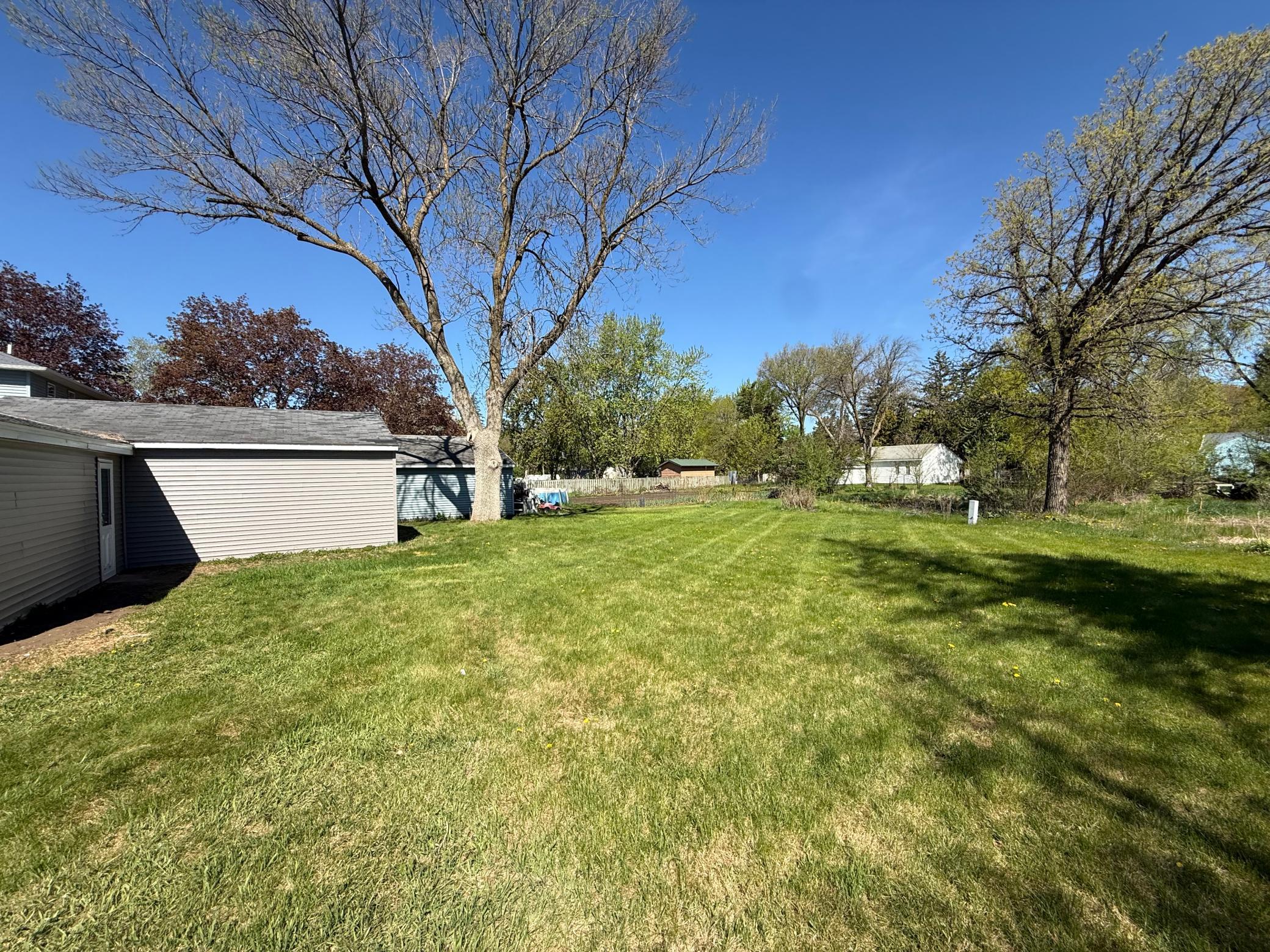 729 East Ripley Street Litchfield, MN 55355 - Photo 23 of 24