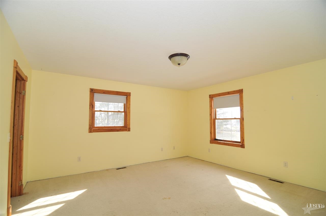 1620 Gillieron Road Fort Wayne, IN 46825 - Photo 17 of 21
