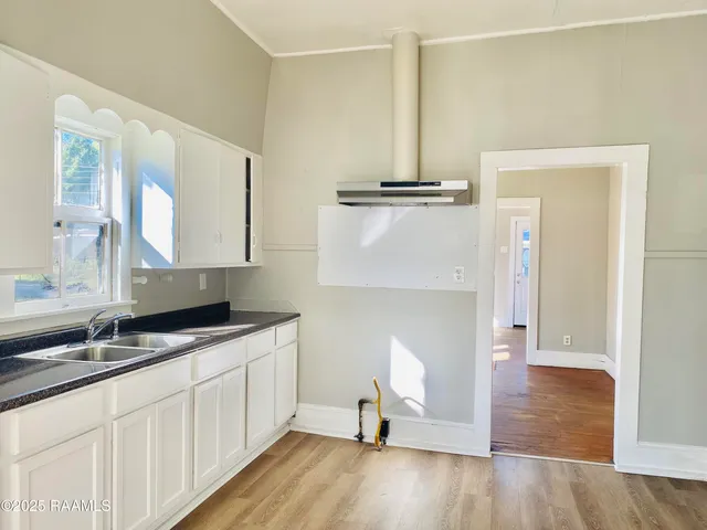 $1,100 | 137 South St Antoine Street, Lafayette, LA 70501