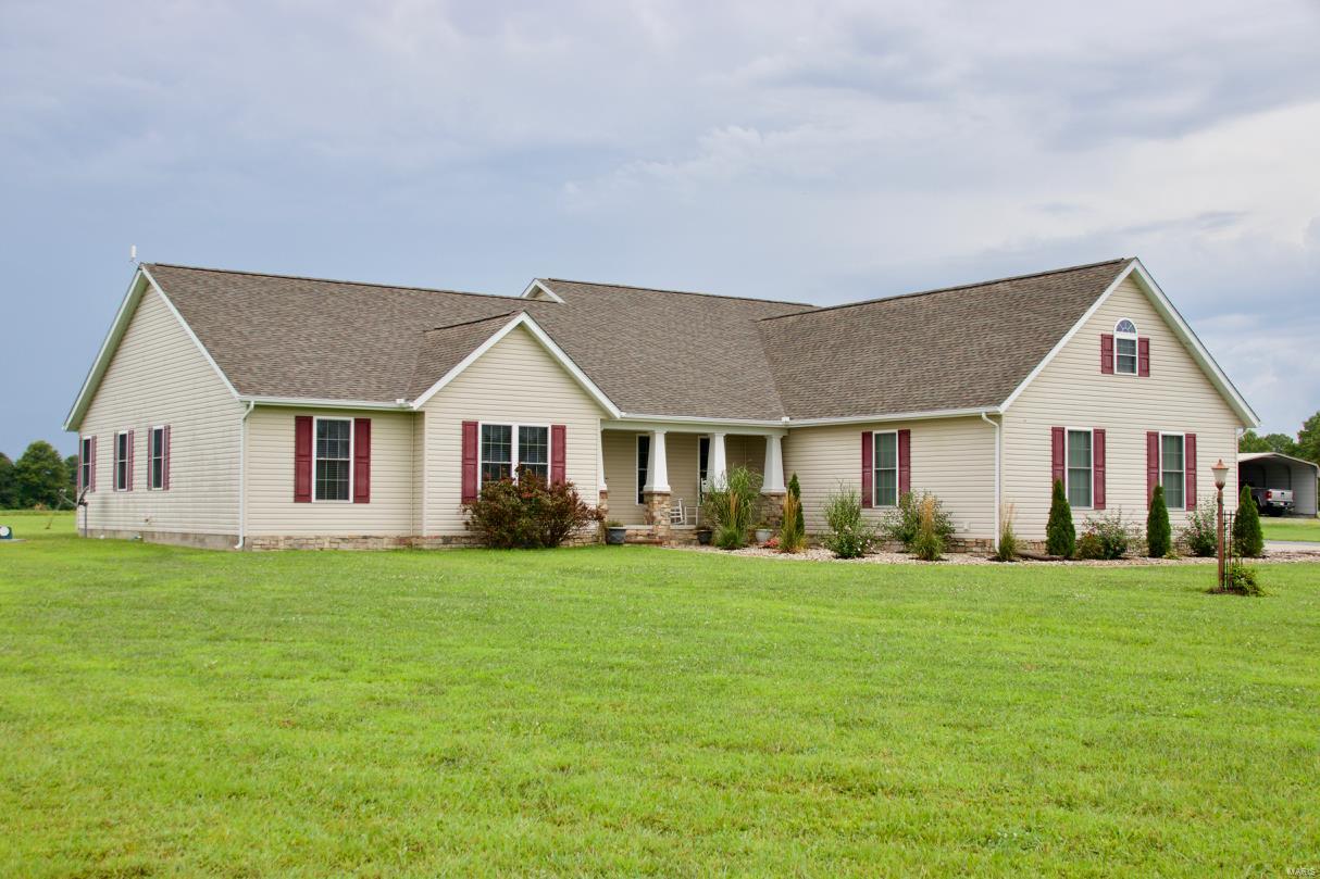 13835 Allen Road Carterville, IL 62918 - Photo 1 of 50 Gallery Image 1