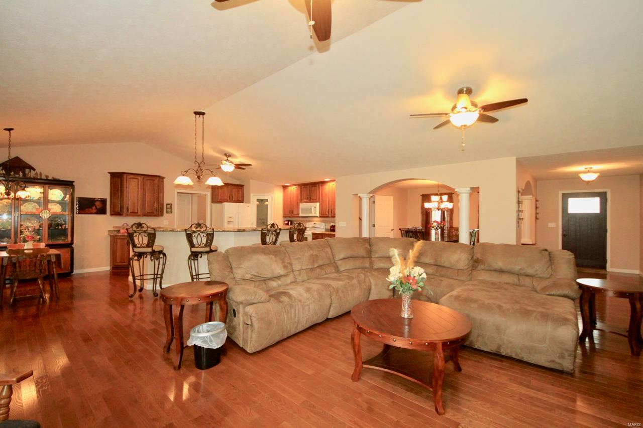 13835 Allen Road Carterville, IL 62918 - Photo 7 of 50 Gallery Image 7