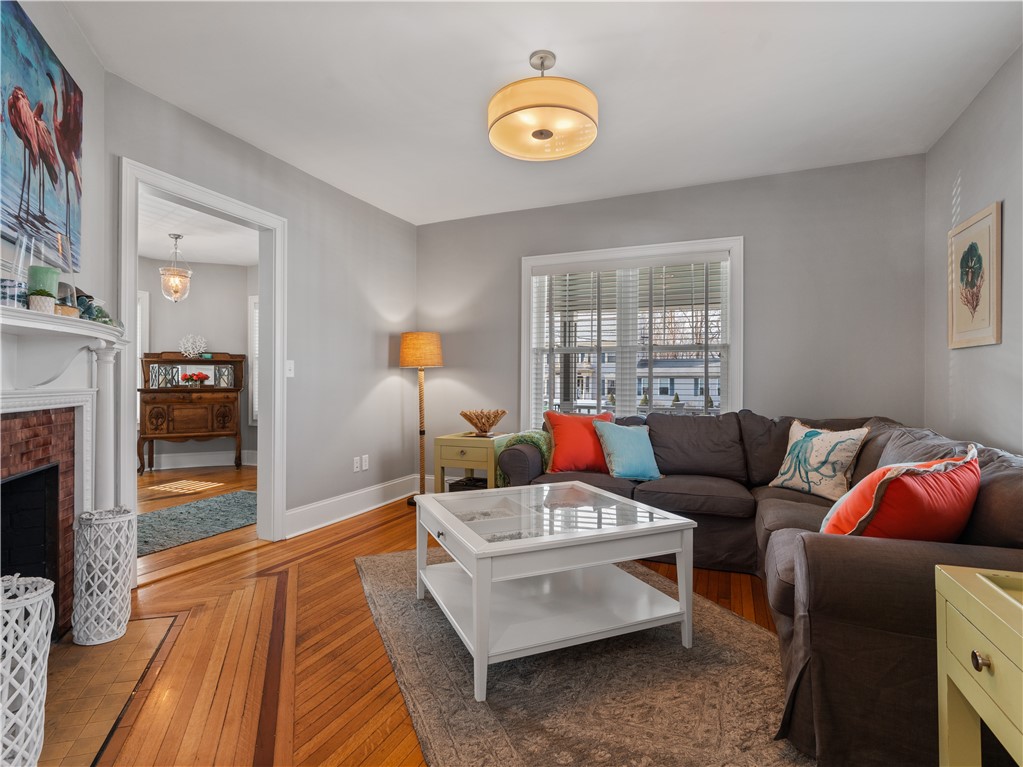 766 Main Street Warren, RI 02885 - Photo 11 of 37