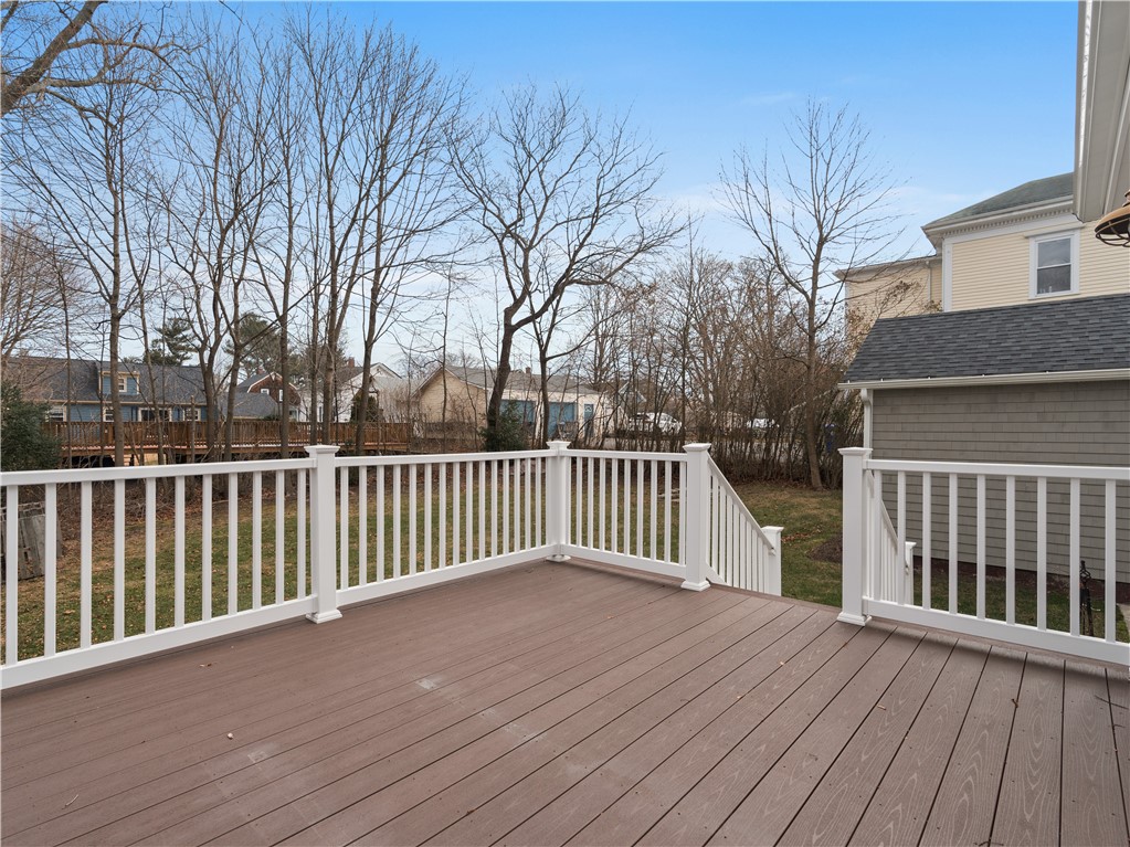 766 Main Street Warren, RI 02885 - Photo 15 of 37