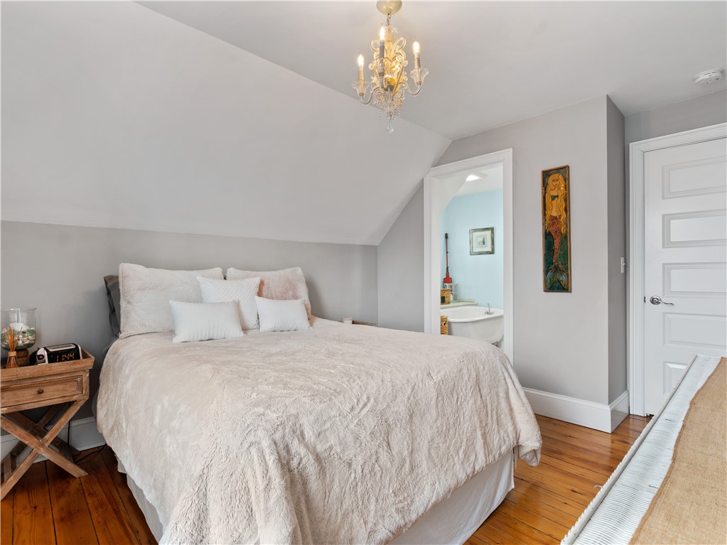 766 Main Street Warren, RI 02885 - Photo 20 of 37