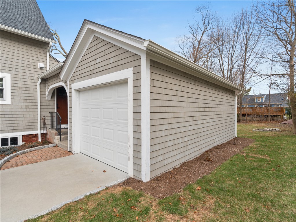 766 Main Street Warren, RI 02885 - Photo 32 of 37