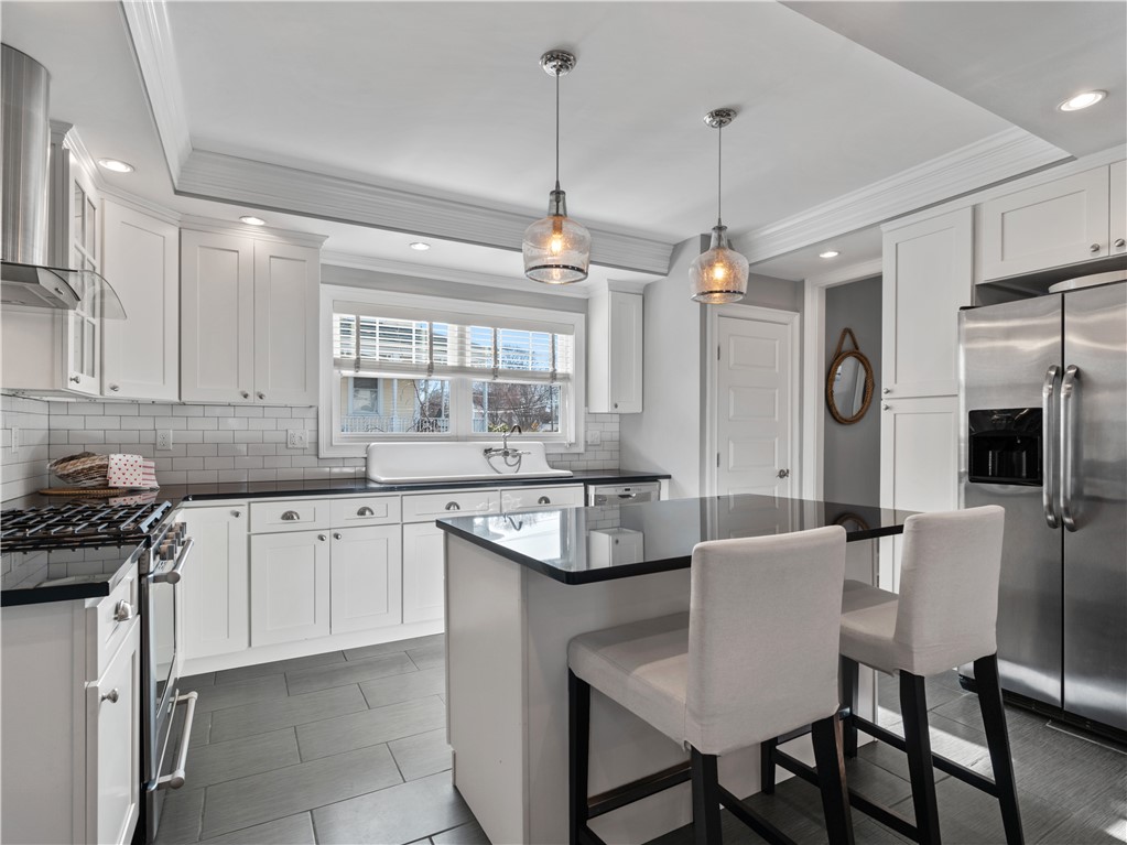 766 Main Street Warren, RI 02885 - Photo 6 of 37