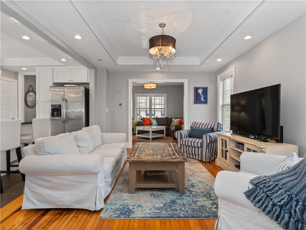 766 Main Street Warren, RI 02885 - Photo 8 of 37