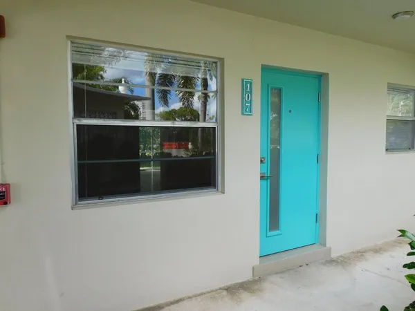 $1,700 | 640 Southeast 2nd Avenue, Unit 107, Boynton Beach, FL 33435