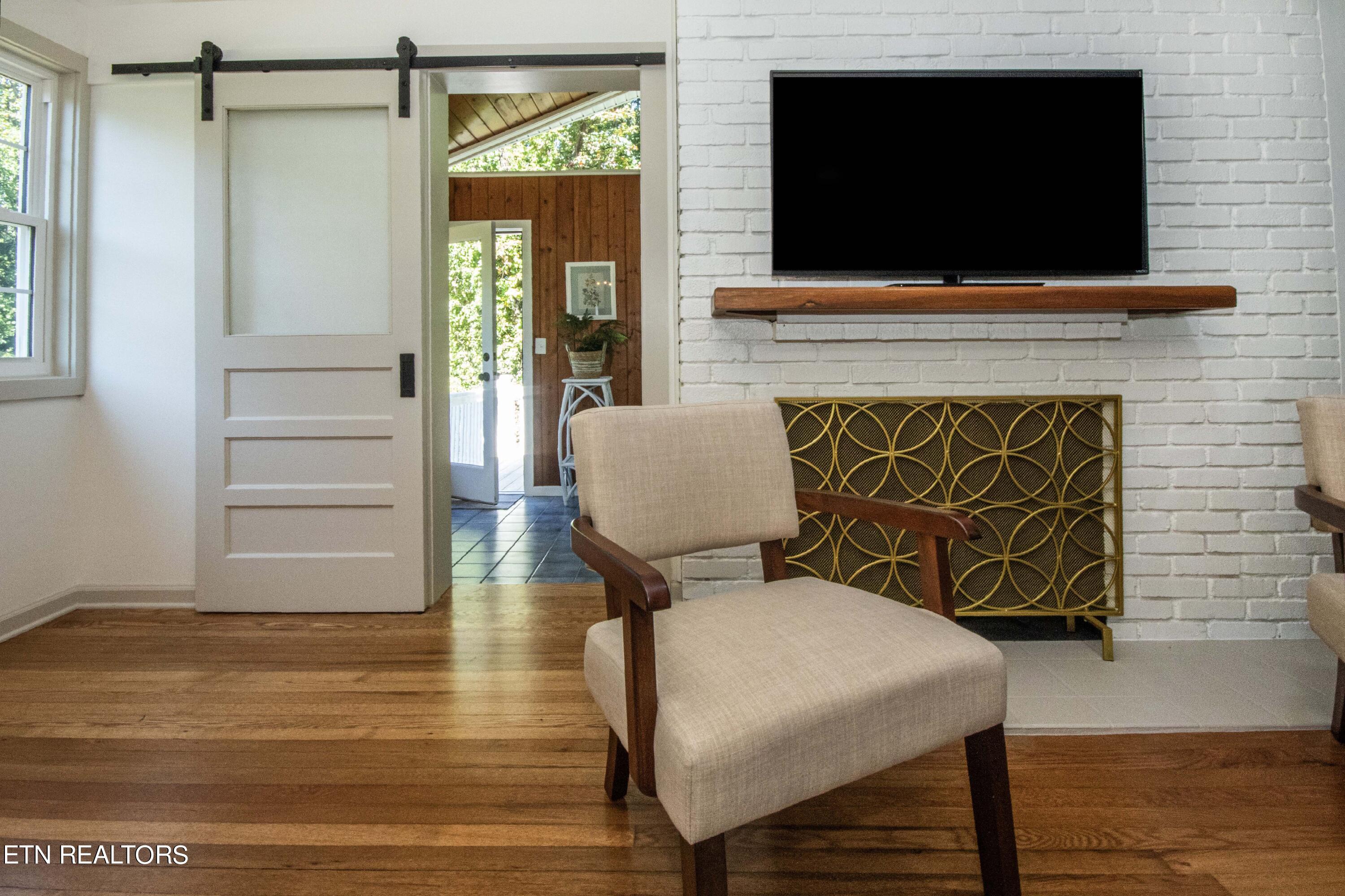 106 Everest Circle Oak Ridge, TN 37830 - Photo 14 of 51 V19A2807