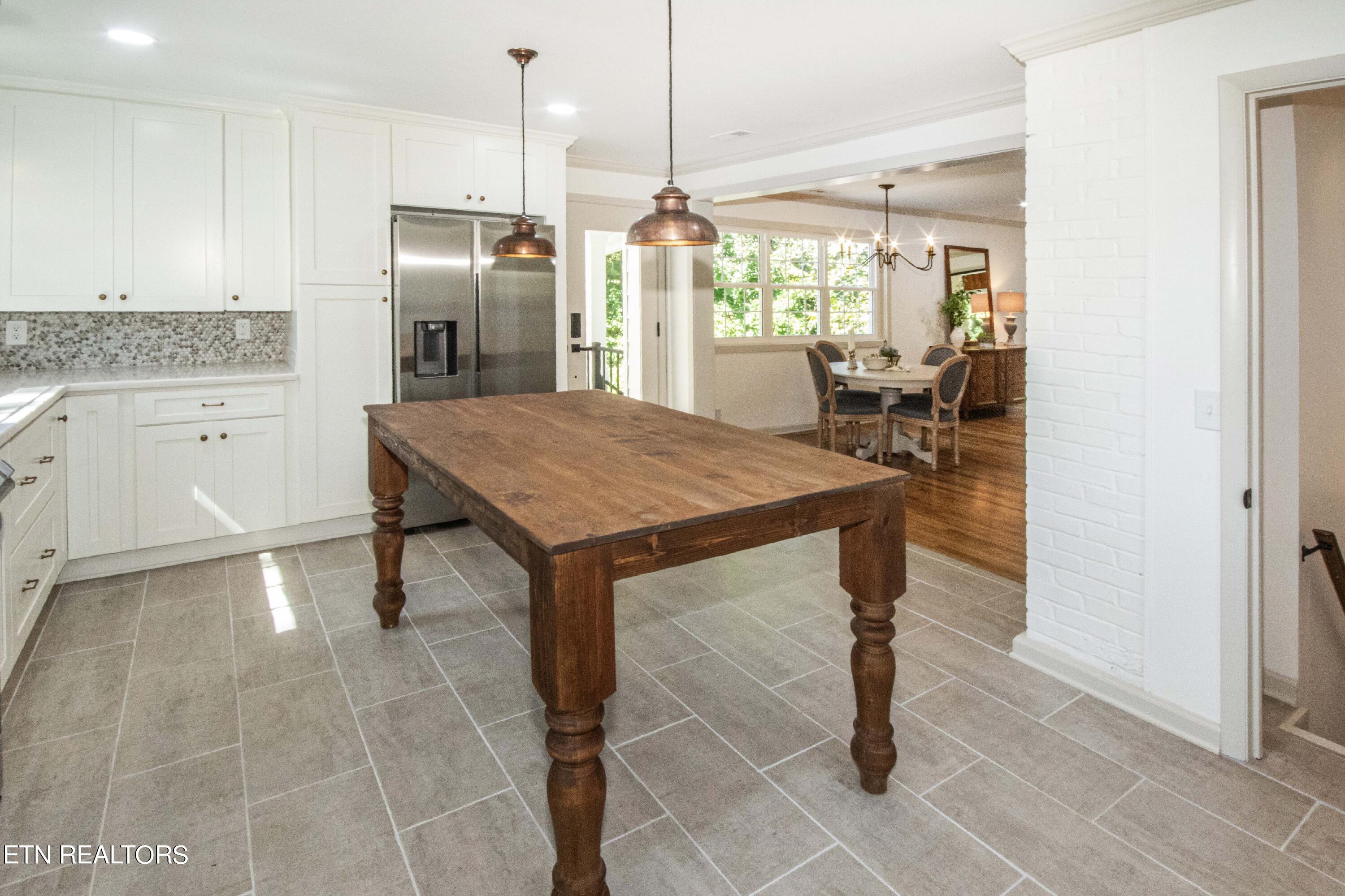 106 Everest Circle Oak Ridge, TN 37830 - Photo 21 of 51 V19A2819