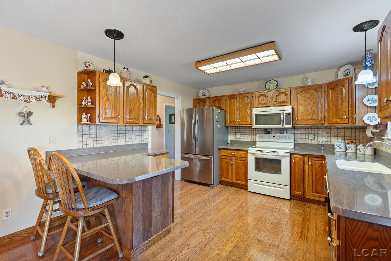 2251 Waldron Road Pittsford, MI 49271 - Photo 12 of 47 50195886-d95c15f7-f525-4882-b67c-ba679fa6ce86.JPG
