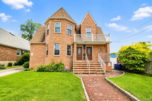 $2,300,000 | 35-35 155th Street | Murray Hill - Flushing