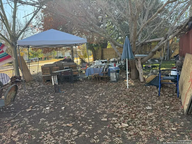 $249,500 | 632 Academy Street, Blanco, TX 78606