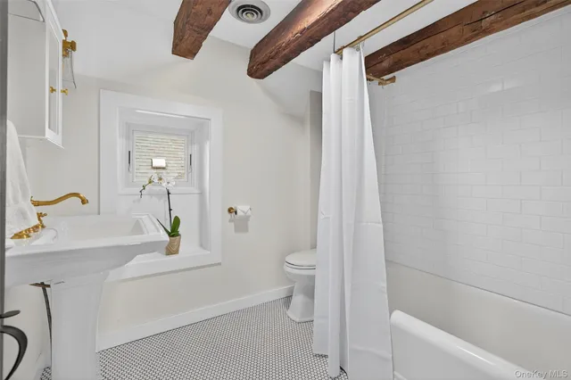 $1,100,000 | 441 Scotchtown Collabar Road, Middletown, NY 10941