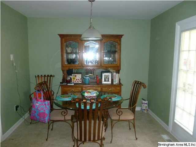 991 Skyview Lake Road Hayden, AL 35079 - Photo 6 of 13