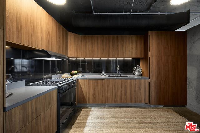 $695,000 | 1855 Industrial Street, Unit 421, Los Angeles, CA 90021