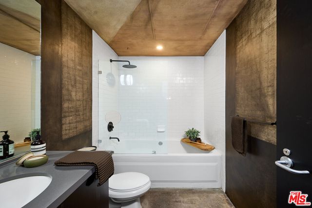 $695,000 | 1855 Industrial Street, Unit 421, Los Angeles, CA 90021