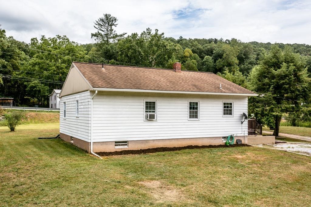 12927 Brocks Gap Road Fulks Run, VA 22830 - Photo 20 of 28 Gallery Image 20