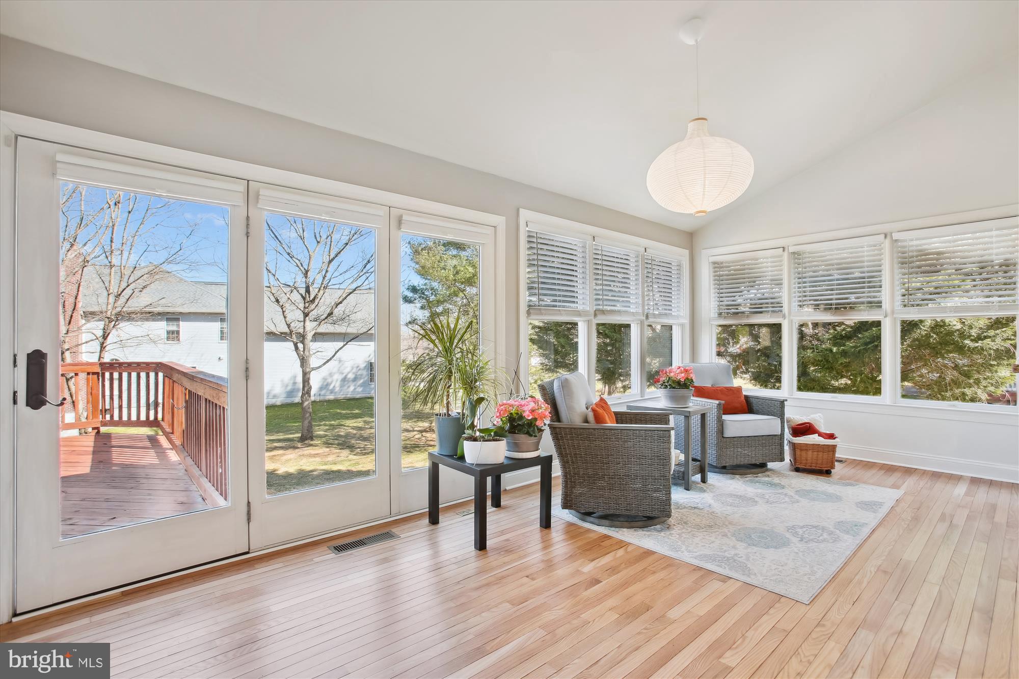 12127 Sheets Farm Road North Potomac, MD 20878 - Photo 15 of 38 36
