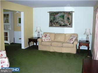 17 Beaver Run Road Downingtown, PA 19335 - Photo 2 of 9 Gallery Image 2
