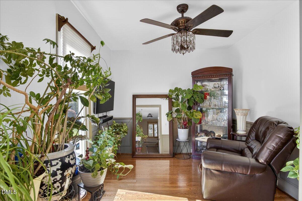 3013 Chippendale Road Raleigh, NC 27604 - Photo 6 of 34 02-DSC8356