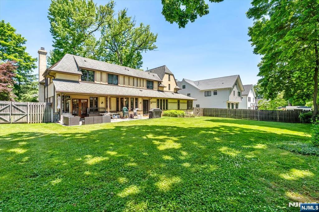 314 Winthrop Road Teaneck, NJ 07666 - Photo 44 of 49