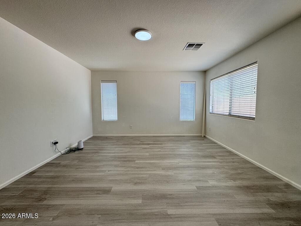 2458 West Via Dona Road Phoenix, AZ 85085 - Photo 8 of 19 6D8AF9AE-71A2-4B28-9989-626905618766_1_1