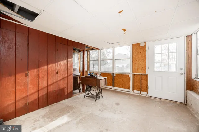 $385,000 | 15 Char Mar Lane, Royersford, PA 19468