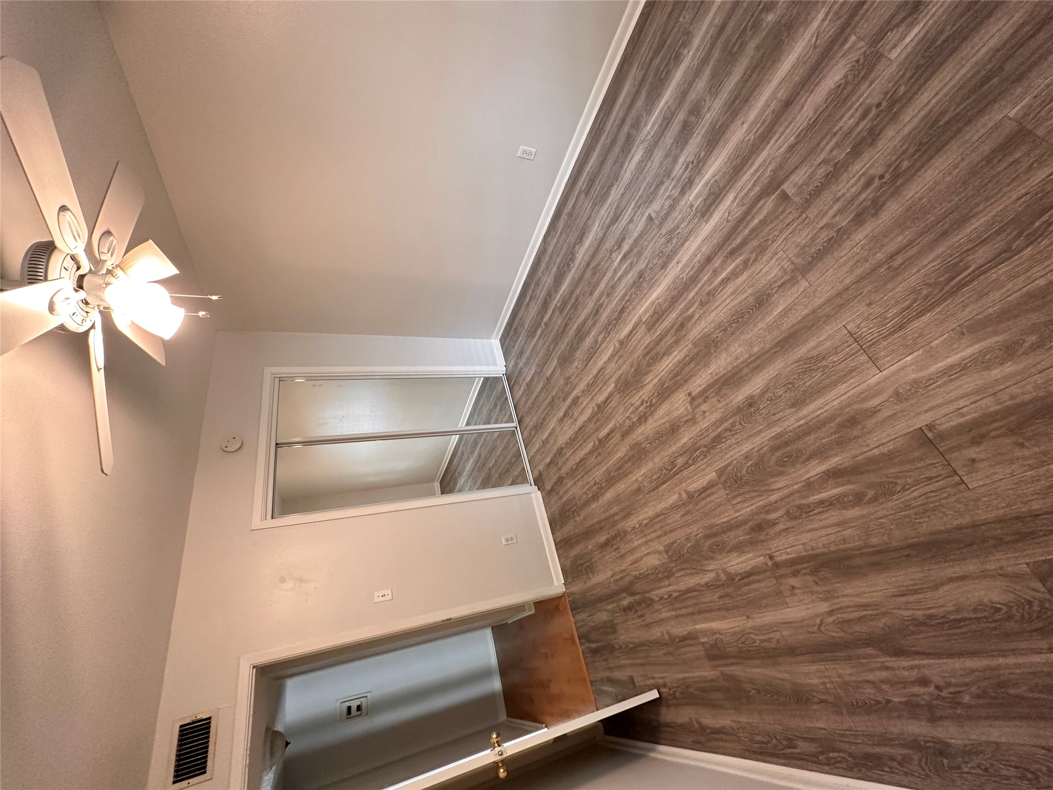 1725 Toomey Road, Unit 201 Austin, TX 78704 - Photo 12 of 14