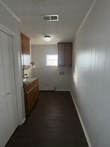 $1,800 | 1113 East Quinlan Parkway, Quinlan, TX 75474