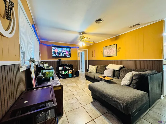 $180,000 | 38508 Highway 74, Gonzales, LA 70737