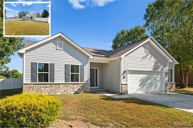 $375,000 | 690 Vinci Drive, Caseyville, IL 62232