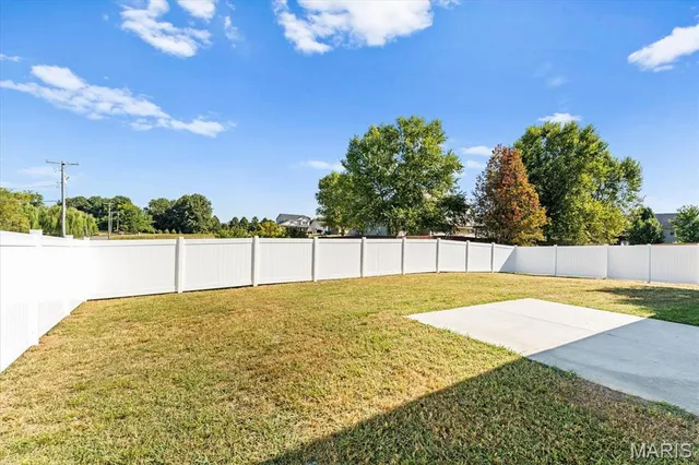 $375,000 | 690 Vinci Drive, Caseyville, IL 62232