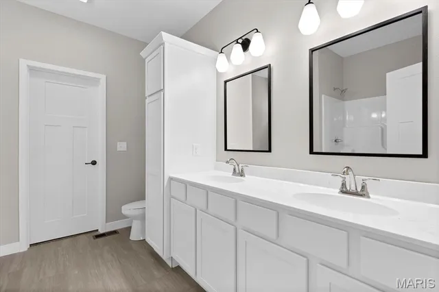 $375,000 | 690 Vinci Drive, Caseyville, IL 62232