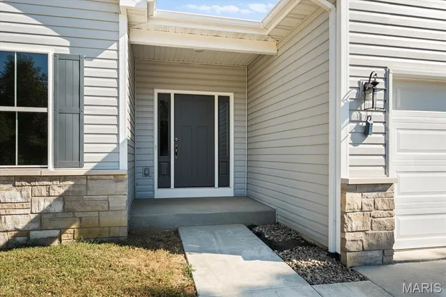 $375,000 | 690 Vinci Drive, Caseyville, IL 62232