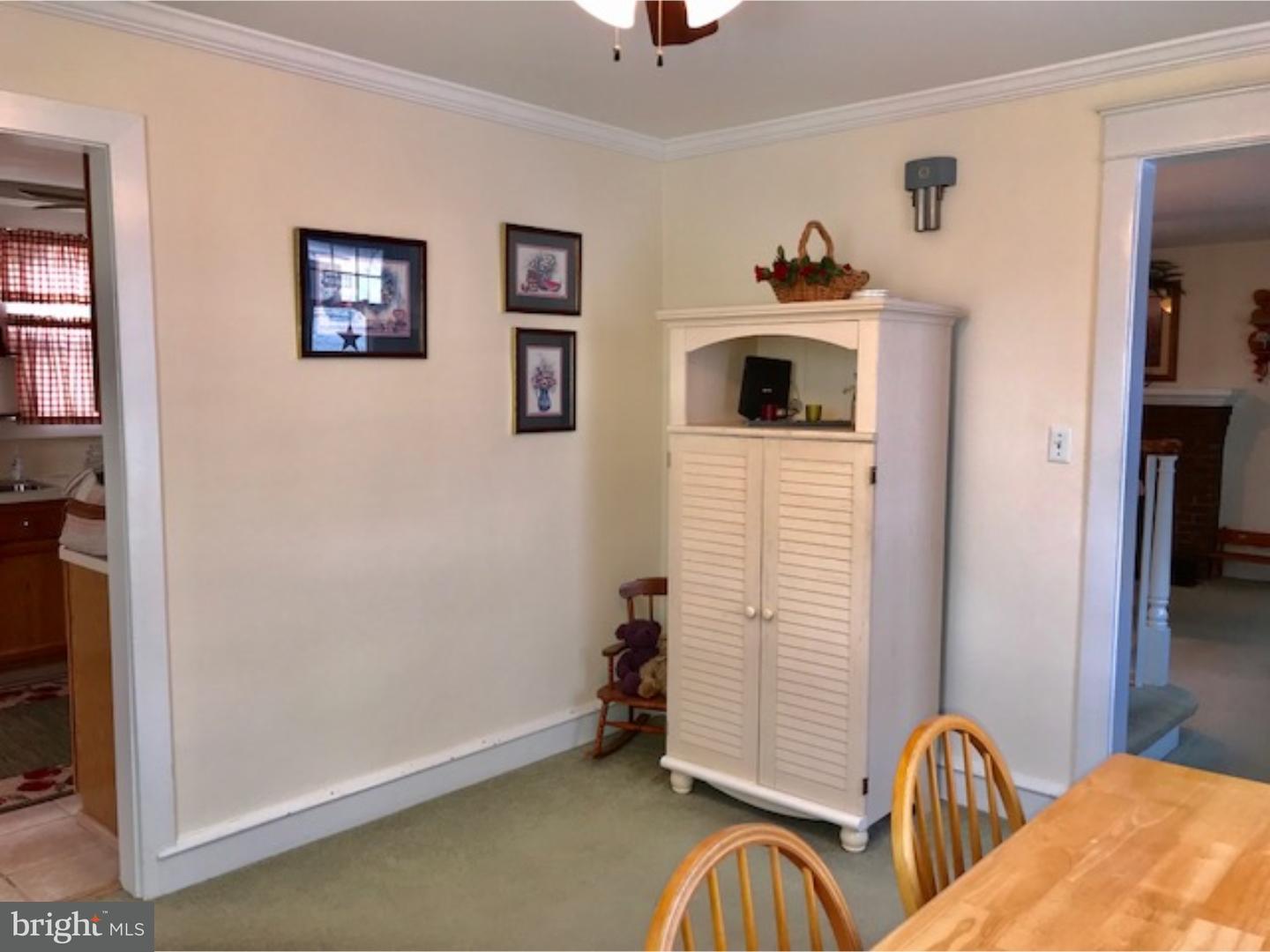 206 East Avon Road Brookhaven, PA 19015 - Photo 10 of 25 Dining Room