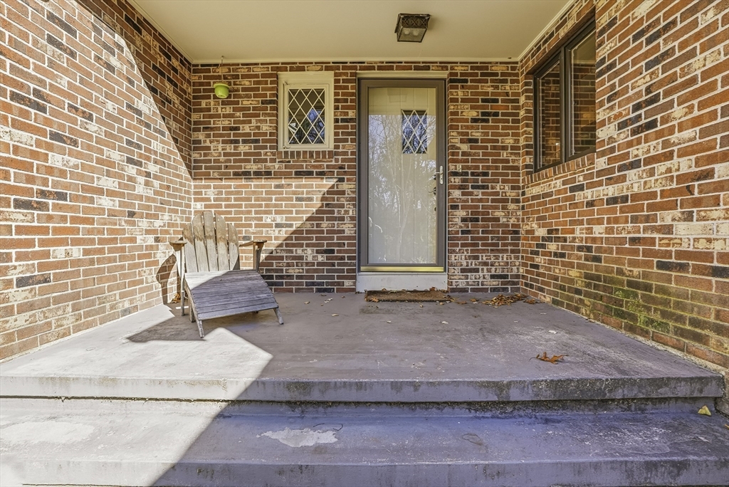 15 North Cove Road Sterling, MA 01564 - Photo 3 of 37 a view of house with patio