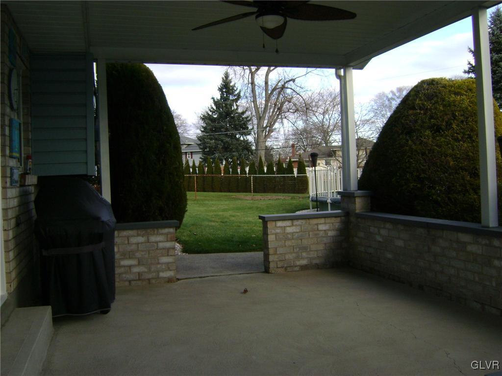 1914 Easthill Drive Bethlehem, PA 18017 - Photo 25 of 27 Gallery Image 25