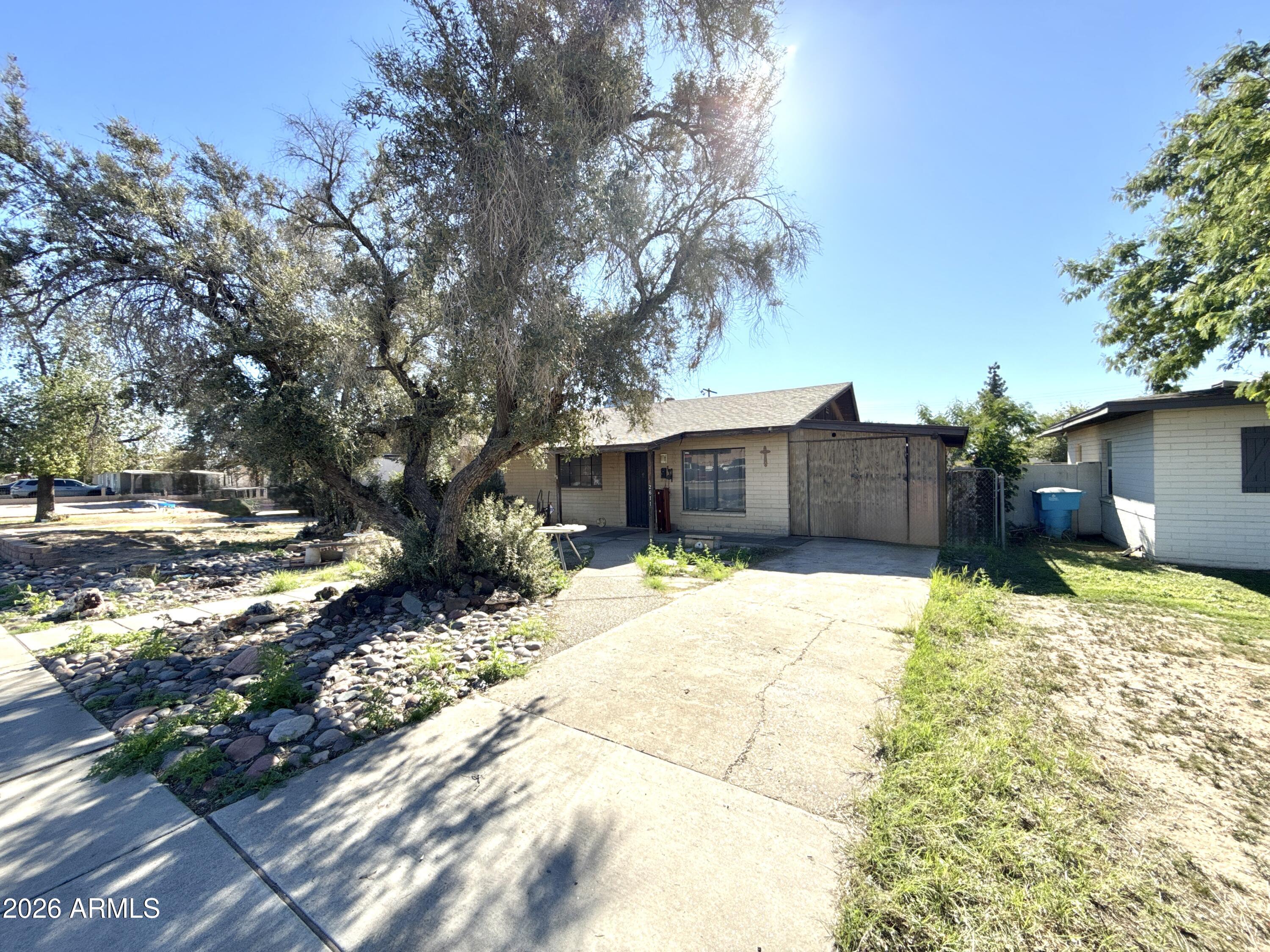 2611 West Osborn Road Phoenix, AZ 85017 - Photo 4 of 20 DJI_20260116_113414_305 (1)