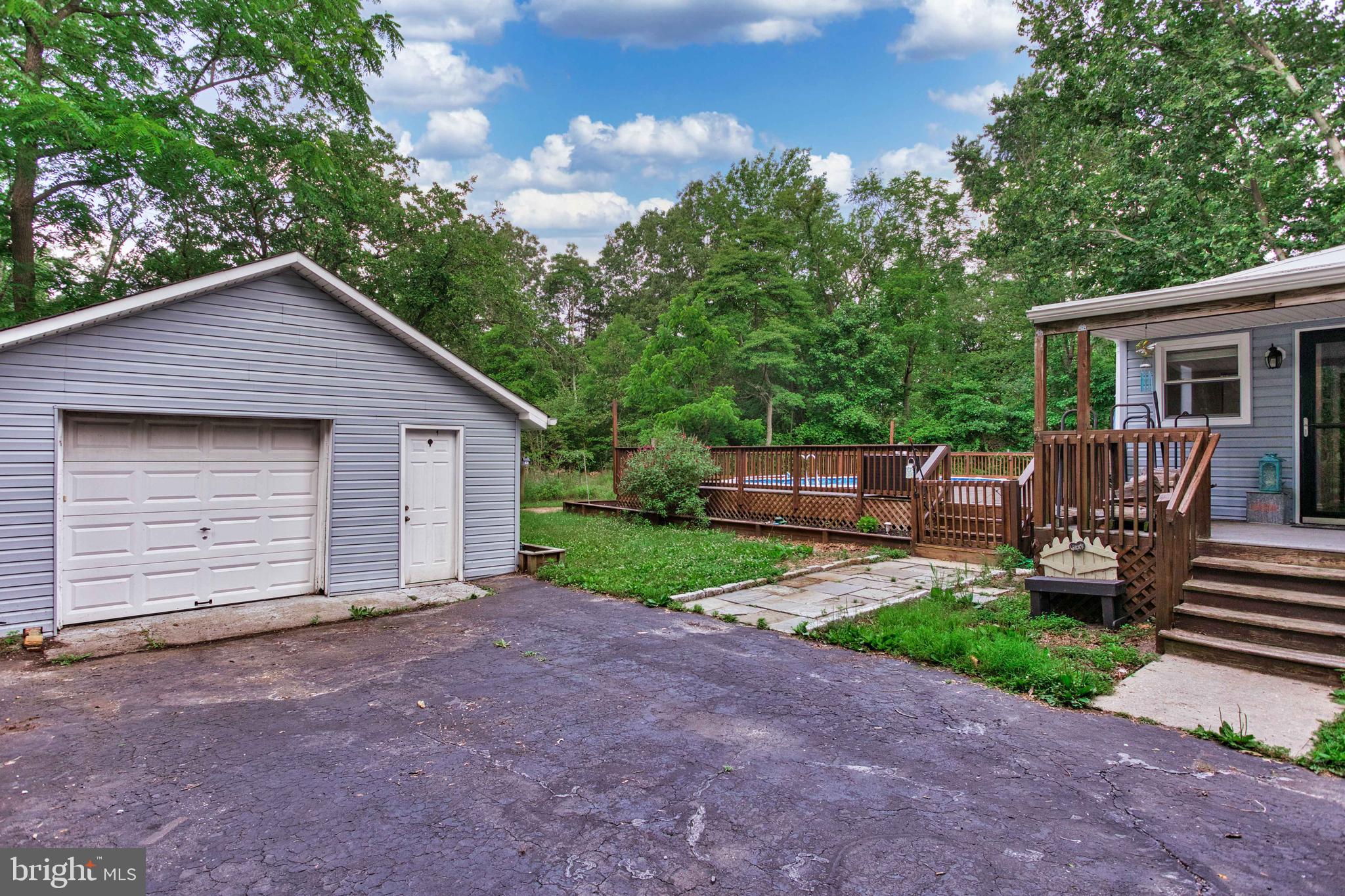 352 Magnolia Road Pemberton, NJ 08068 - Photo 3 of 25