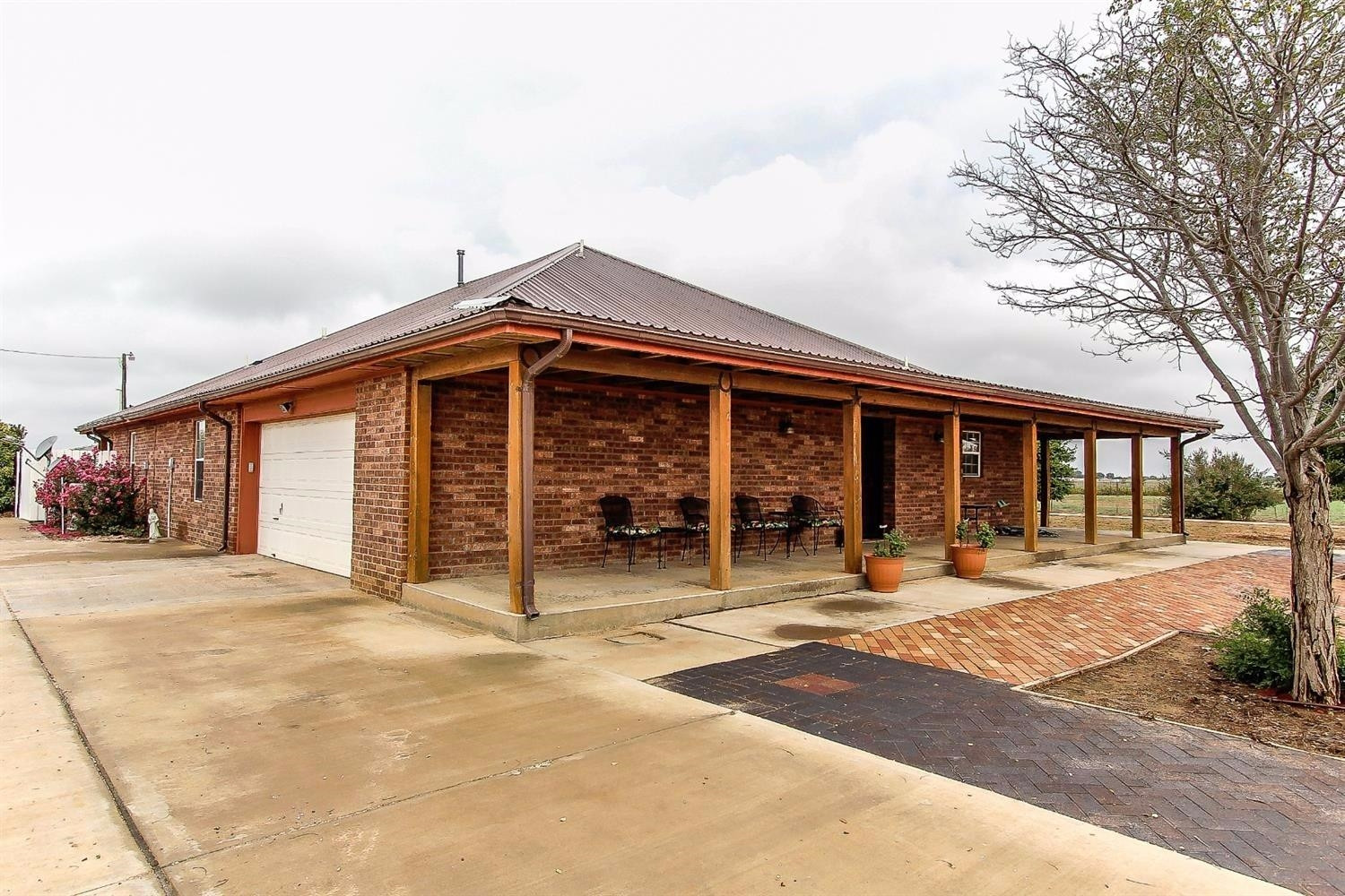 1778 Pheasant Lubbock, TX 79407 - Photo 4 of 10 Front Detail