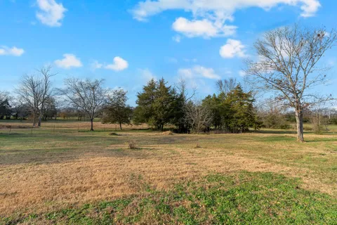 $489,999 | 1723 Highway 64, Shelbyville, TN 37160