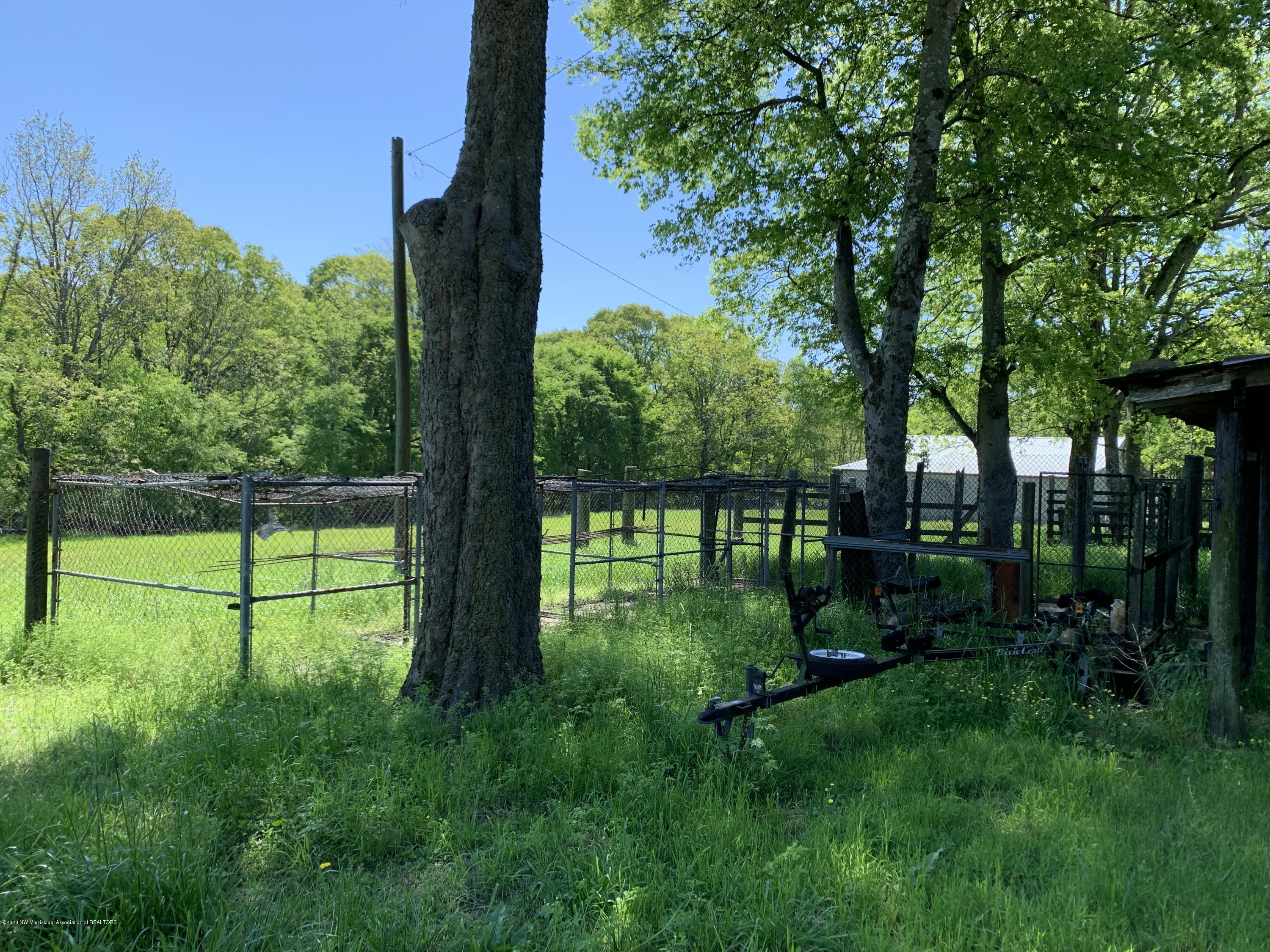 1016 Parks Place Road Batesville, MS 38606 - Photo 16 of 16 20200421_162514828_iOS